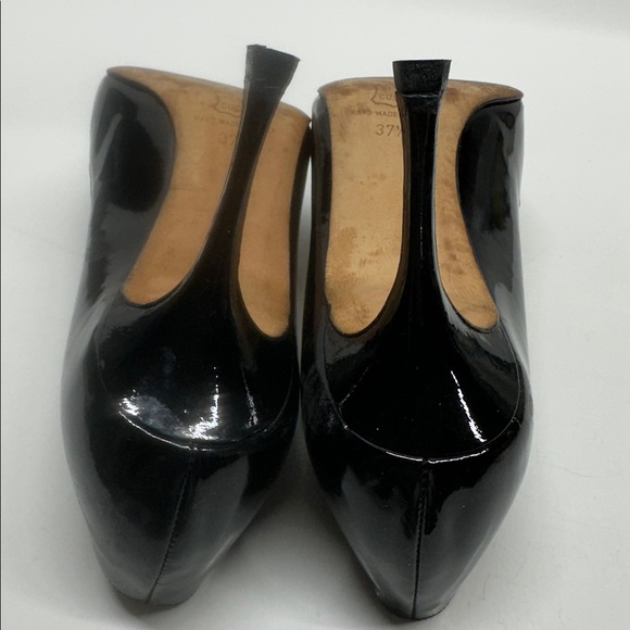 Manolo Blahnik High Heel Shoes Patent Shiny Leather Pointed Toe Black Size 7.5 - Picture 7 of 10